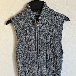 EUC Jones New York navy knit vest